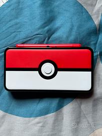 New Nintendo 2DS XL Pokeball Edition