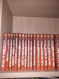 36 libri "I Codici Segreti della Storia". 