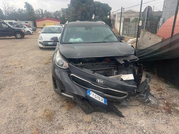 Kia Niro 1.6 GDi DCT HEV Style NON MARCIANTE