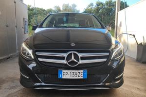 Mercedes B200