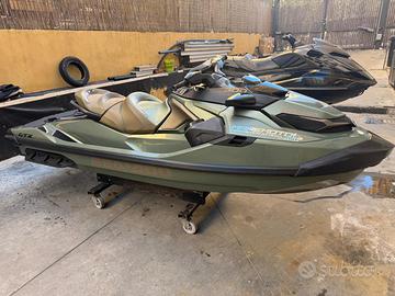Moto d'acqua SeaDoo GTX 300 LTD 2022 15 ore audio