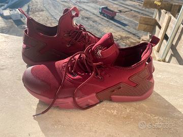 Scarpe Nike Air Huarache color granata numero 45 Abbigliamento e