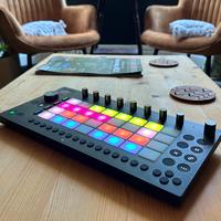 Ableton Move con custodia Magma