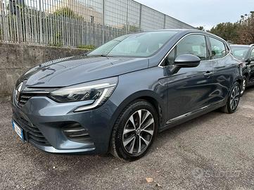 Renault Clio Full Hybrid E-Tech 140 CV 5 porte Int