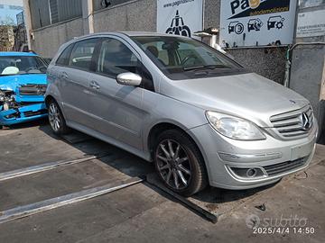MERCEDES CLASSE B 2.0 CDI 2007 640941 PER RICAMBI