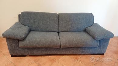 Divano tre posti sfoderabile 