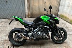 Moto Kawasaki Z900