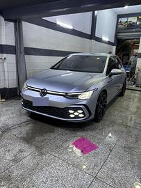 GOLF 8 look GTD