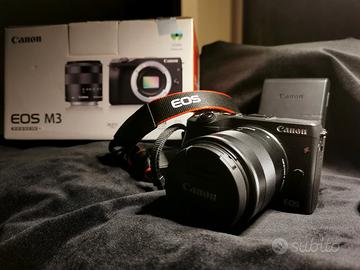 CANON EOS M3  18-55 KIT + 3 BATTERIE 