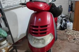 Piaggio super hexagon GTX 180