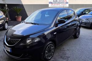 Lancia Ypsilon 1.0 FireFly 5 porte S&S Hybrid Gold