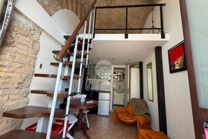 MONOLOCALE A ROMA