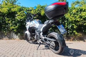 Moto Benelli 251 usata con cura