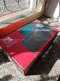 Nintendo switch con scatola originale buono stato 