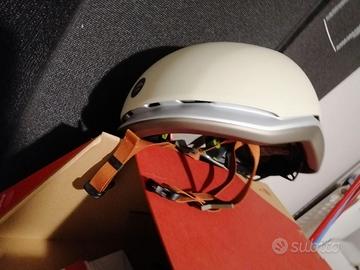 Casco specialized tech