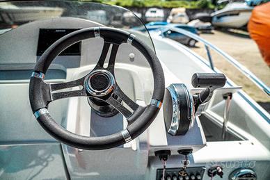 Barca Clear con Mercury 40/60