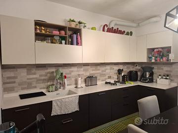 Cucina completa  di elettrodomestici