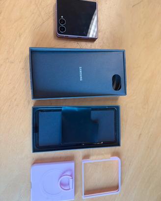 Samsung Galaxy z flip 8 pink
