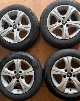 Cerchi in lega mercedes classe A.