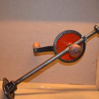 Trapano a manovella vintage Genko