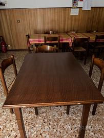 Set Tavolo e sedie in legno