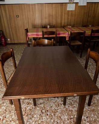 Set Tavolo e sedie in legno