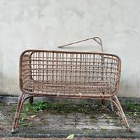 Culla di vimini anni 80 da restaurare