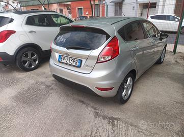 Ford Fiesta 1.5 TDCi 75CV 5 porte Titanium