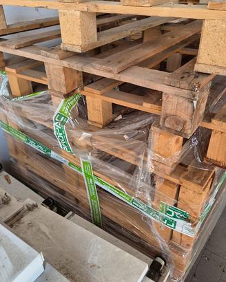 Pallets in legno (10 pezzi o piu)