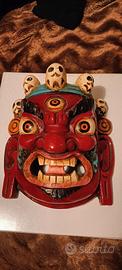 Maschera orientale decorativa