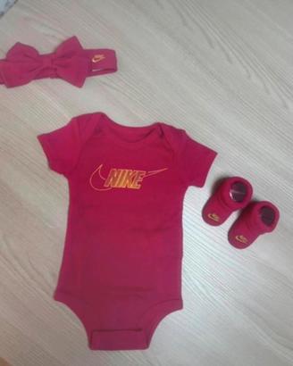 Set Neonata Nike