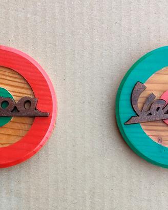 Targhe tonde in legno logo Vespa 