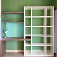 Libreria con scrivania in legno
