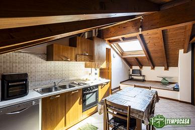 SPLENDIDO BILOCALE CON TRAVI A VISTA!