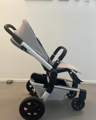 Passeggino Joolz Hub completo di accessori