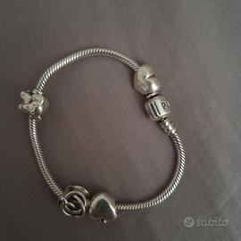 Bracciale Pandora con ciondoli
