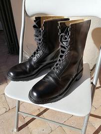 stivali militari in pelle