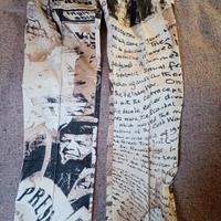 Pantaloni Just Cavalli modello newspaper 