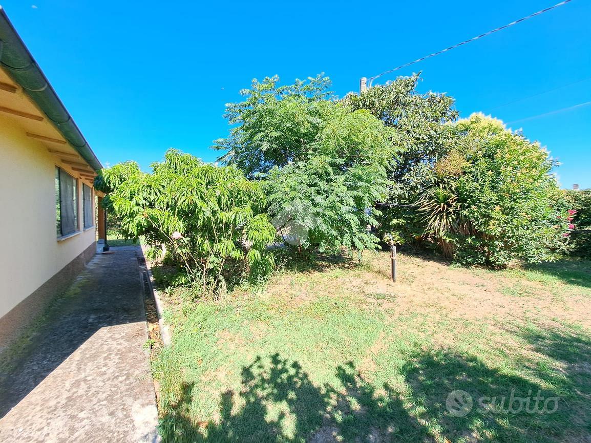 Casa – Fabrica di Roma, Viterbo - Altro