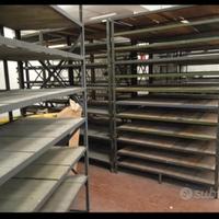 Scaffalatura pronta all'uso