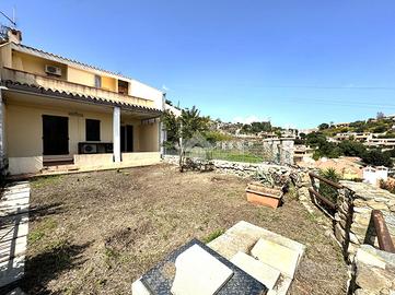 VILLA A SCHIERA A MURAVERA