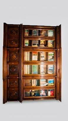 Libreria in noce del 1800