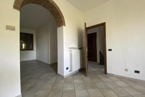 CASA INDIPENDENTE A ISOLA SANT'ANTONIO