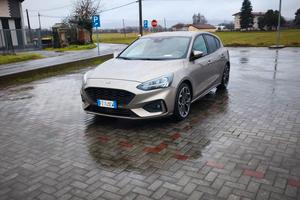 Ford Focus 1.0 125 CV st line 