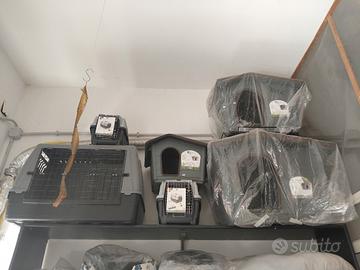 cucce per cani in plastica 