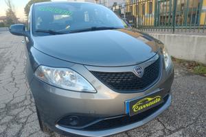 Lancia Ypsilon 1.2 69 CV 5 porte S&S Gold