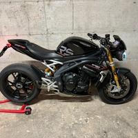 Speed Triple 1200 rs