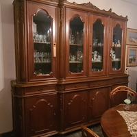 Mobile vetrina in noce