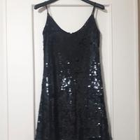 Abito in paillettes, Phard