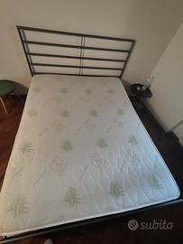 letto struttura metallo Ikea Heimdal